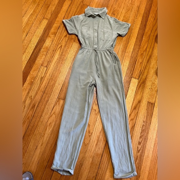 Sincerely Jules Jumpsuit Size XS Tie Waist Cuffed Sleeves Cuffed Straight Leg - Picture 1 of 14